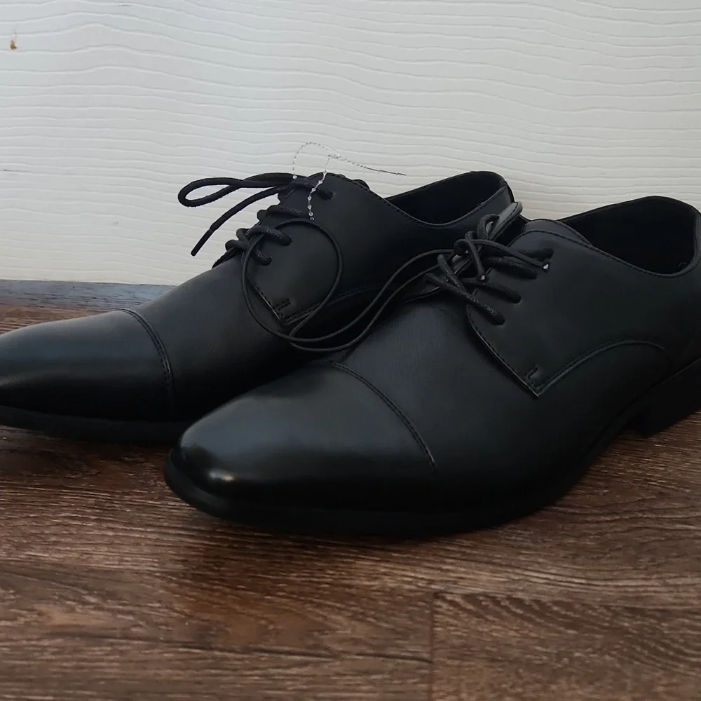 NEW Calvin Klein Mens Black Oxford, size 7.5
